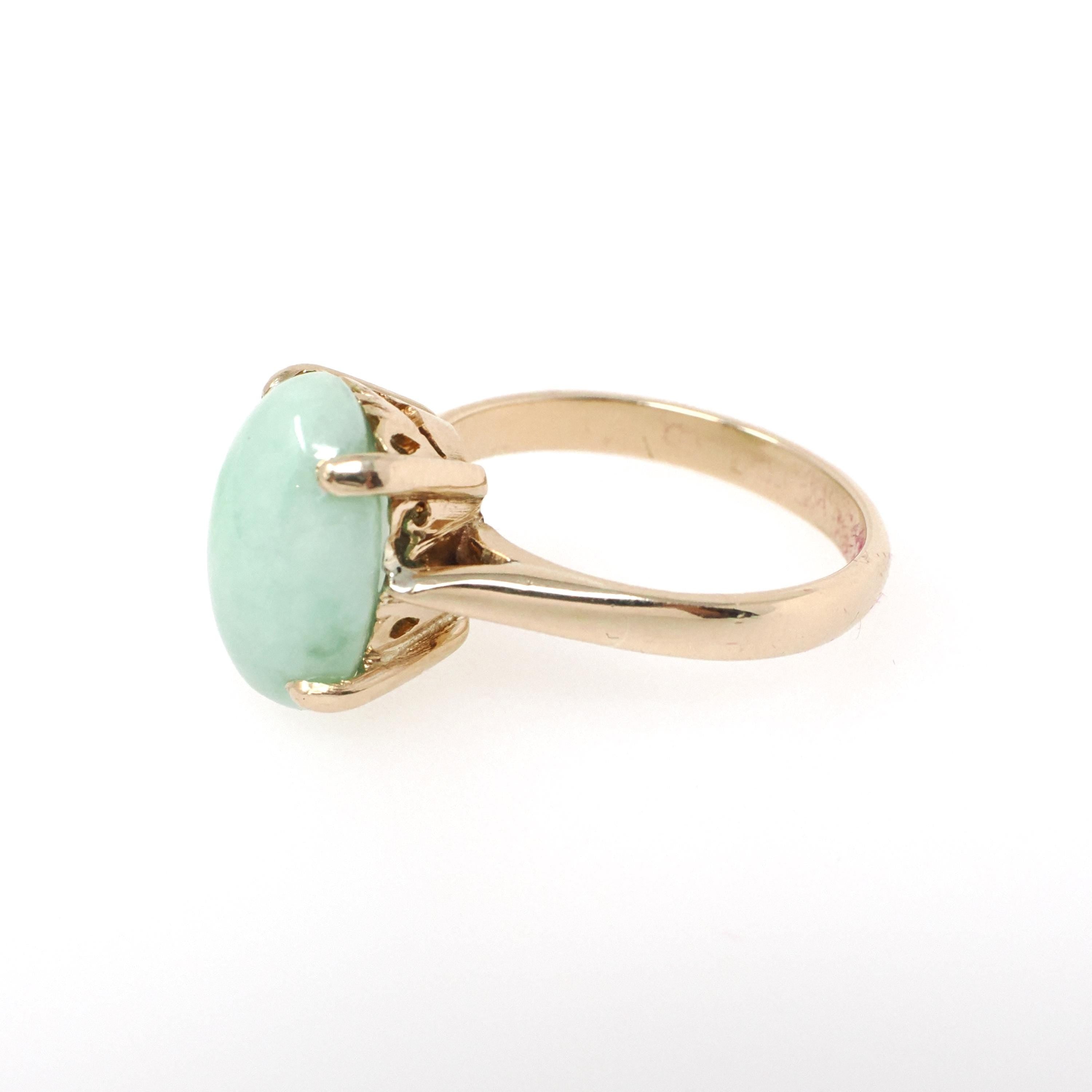 Vintage Jadeite Ring - Retro 14k Yellow Gold Light Green Oval Cabochon Gemstone - Circa 1970s Era Size 5.25 Fine Solitaire Statement Jewelry