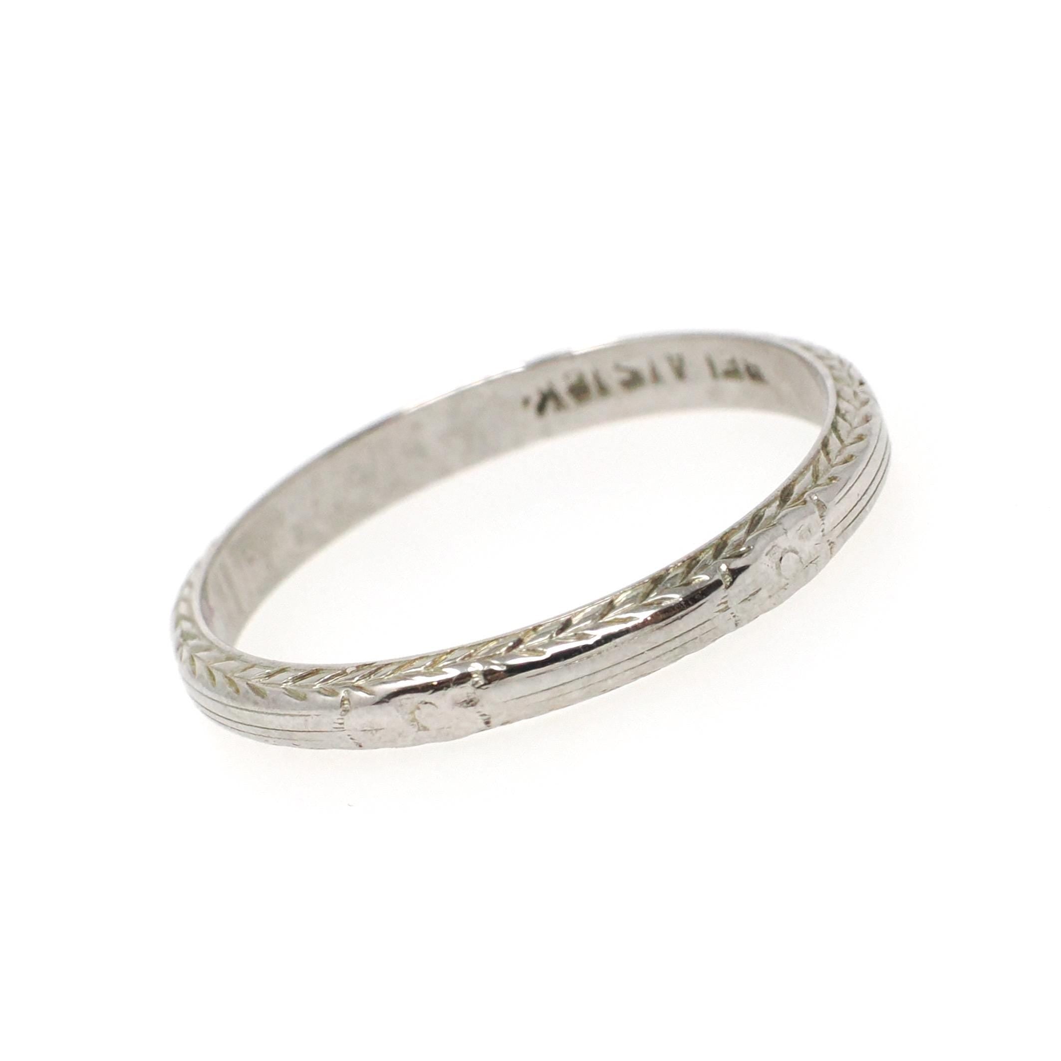 Antique Wedding Band - Art Deco Era 18k White Gold Eternity Floral Wheat Design Ring - Circa 1920s Size 5 1/4 Wedding Bridal Belais Jewelry