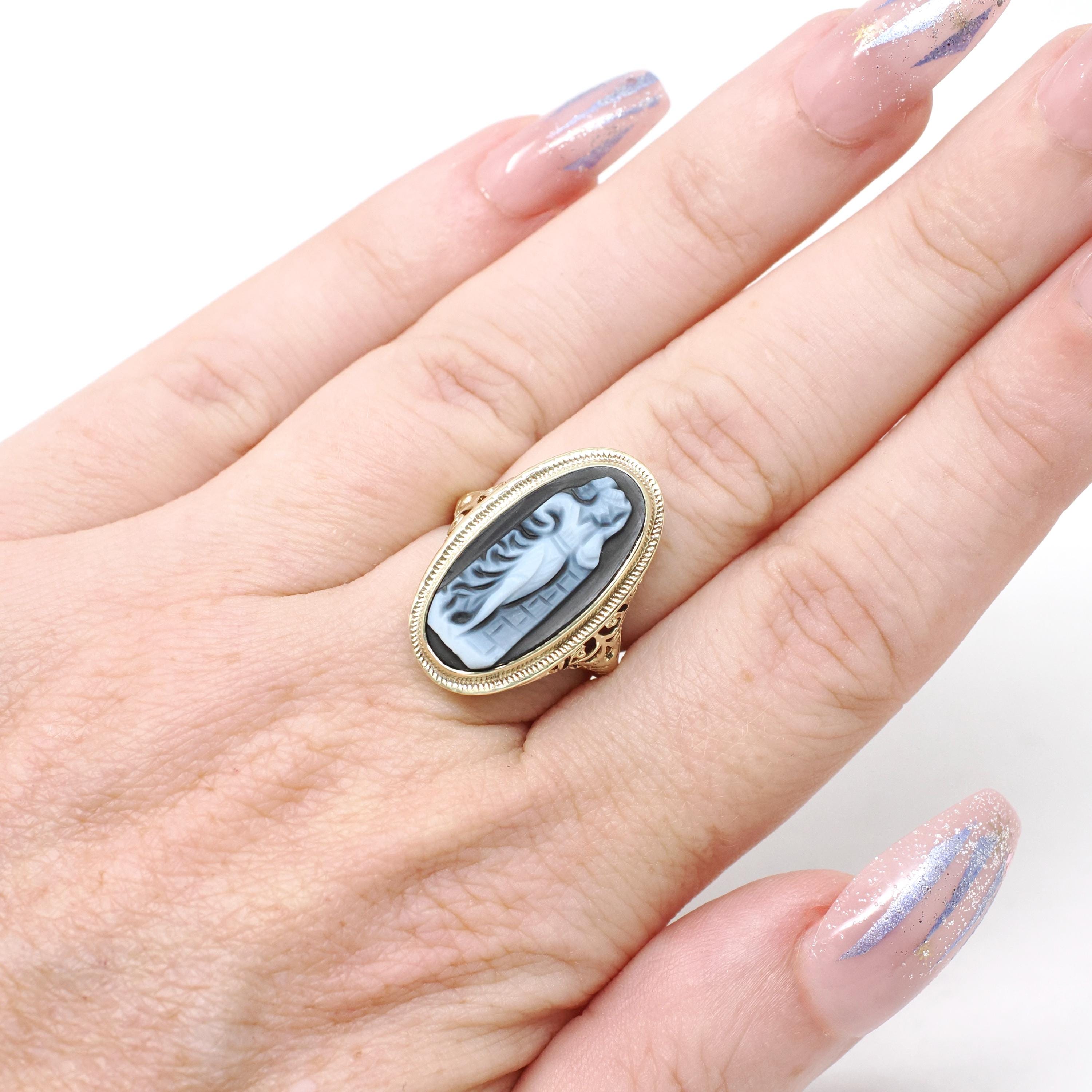 Antique Cameo Ring - Art Deco Era 14k Yellow Gold Carved Female Figure Black & White Onyx - Circa 1920s Size 5 1/2 Statuesque Fine Jewelry