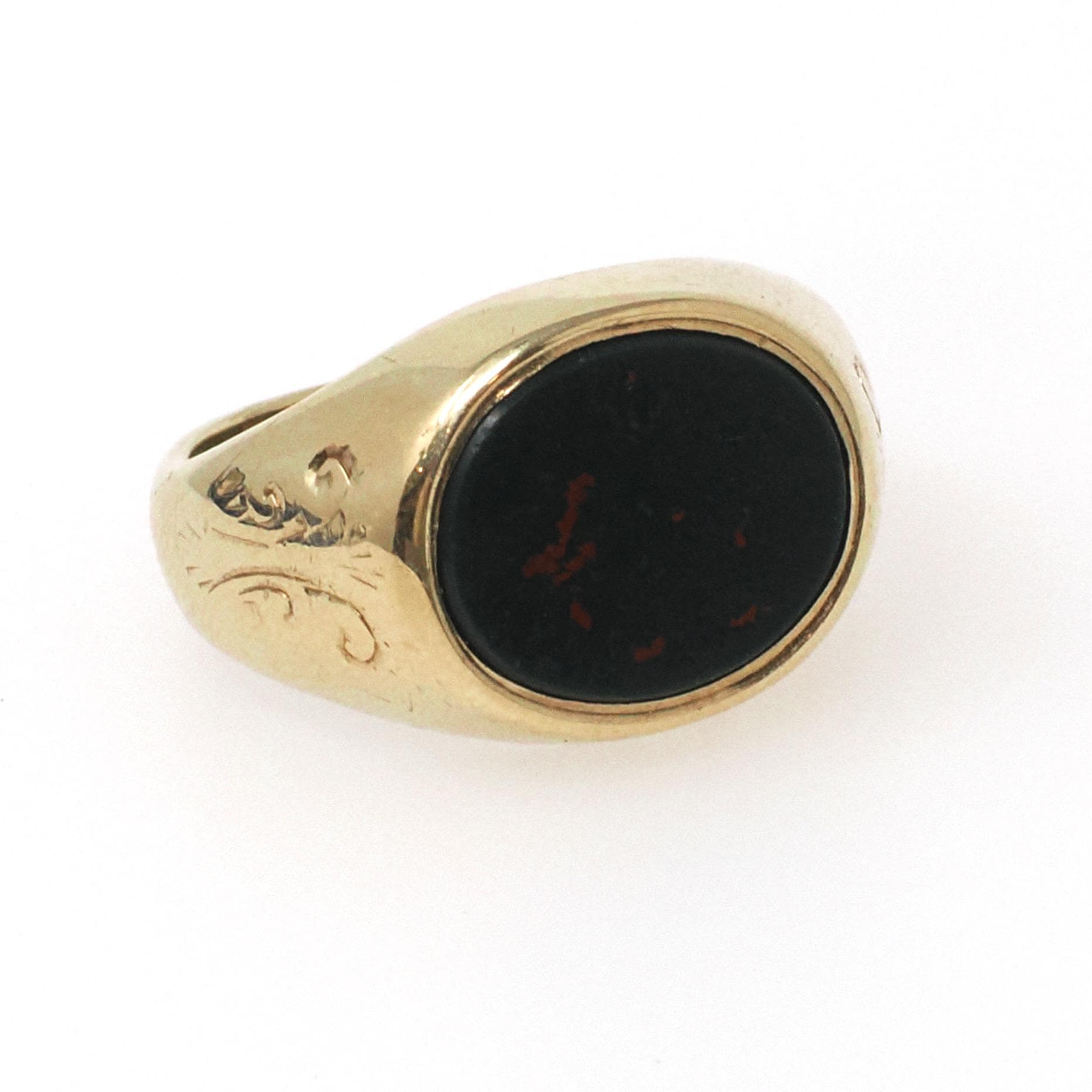 Vintage Bloodstone Signet Ring - 9k Yellow Gold Dark Green Red Oval Gemstone - Hallmarked 1968 Size 6 Heliotrope Unisex Fine Pinky Jewelry