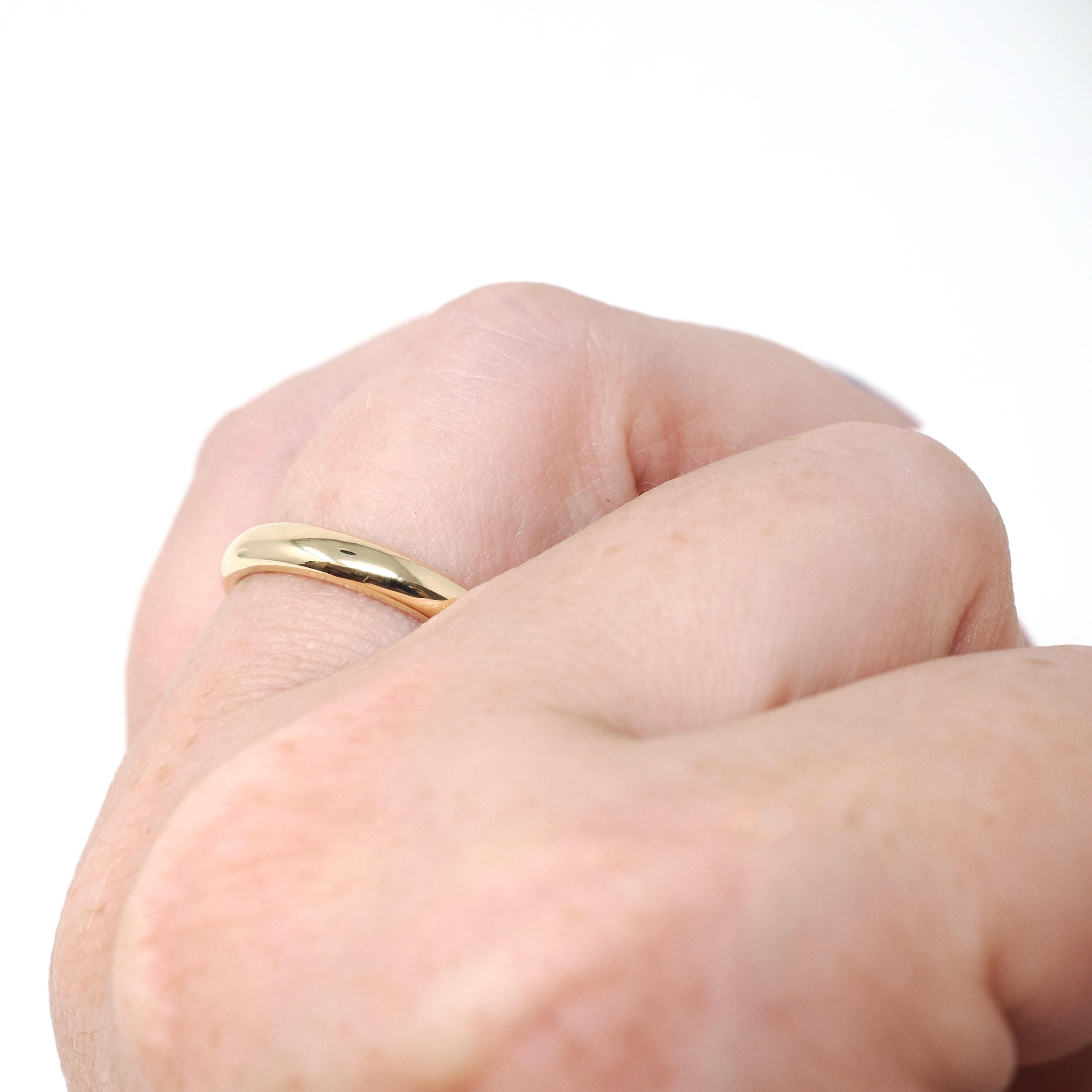 Antique Wedding Band - Edwardian 18k Yellow Gold 2.9 MM Domed Stacking Unadorned Ring - Engraved 1918 Era Size 5 3/4 Fine Bridal Jewelry