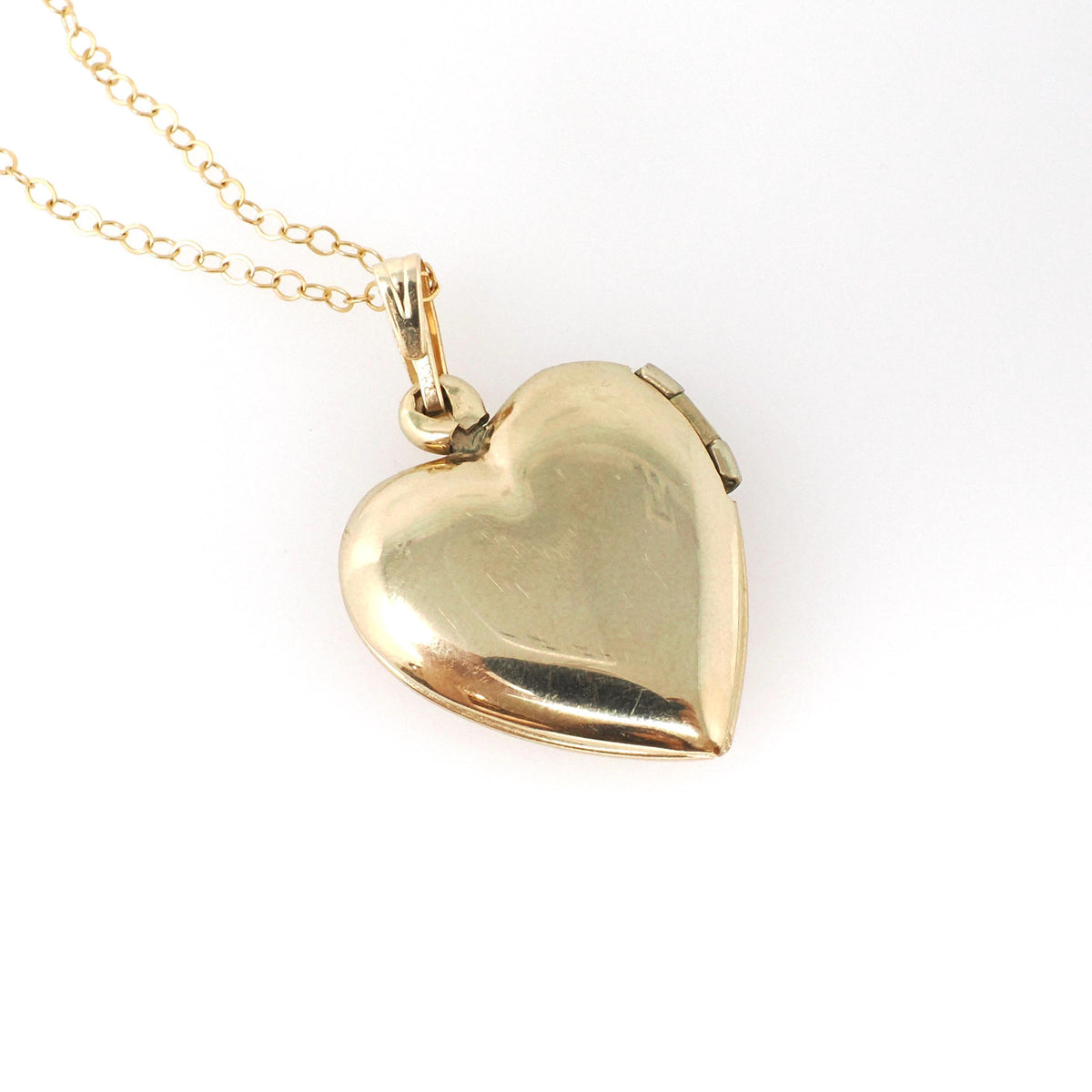 Vintage Heart Locket - Mid Century 10k Yellow Gold Double Heart Pendant Necklace - Circa 1960s Fine Sweetheart Keepsake Photograph Jewelry