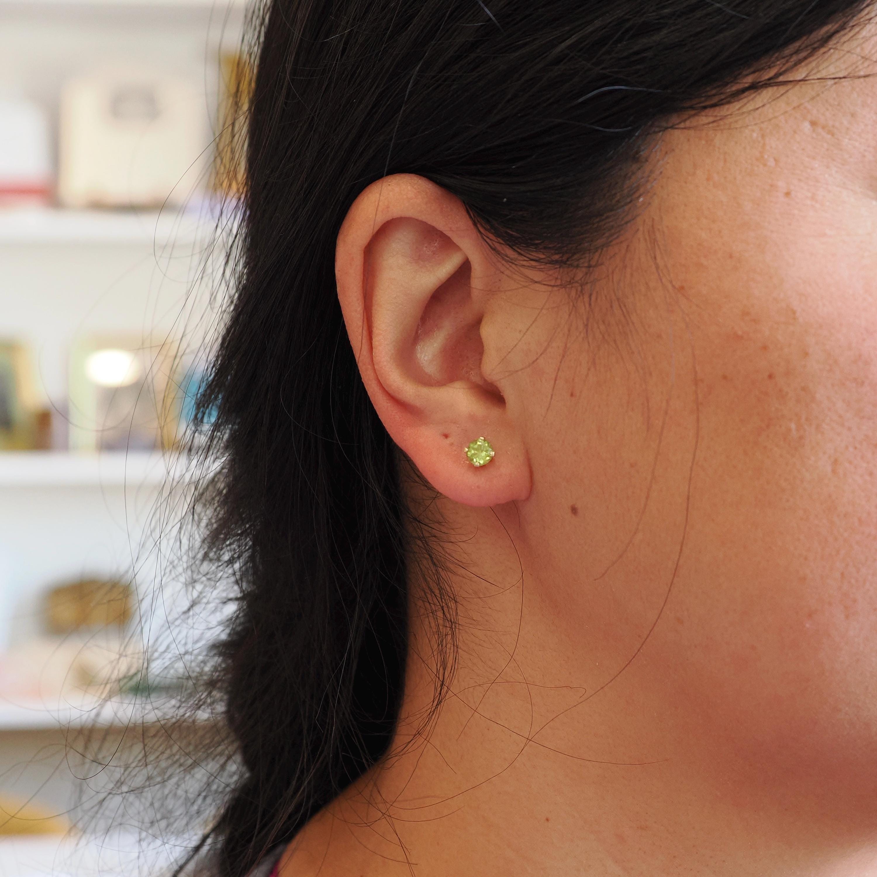 Modern Peridot Earrings - Estate 14k Yellow Gold Studs Round Faceted 1.10 CTW Pierced Posts - Estate 2000s Era Dainty Green Gemstone Jewelry