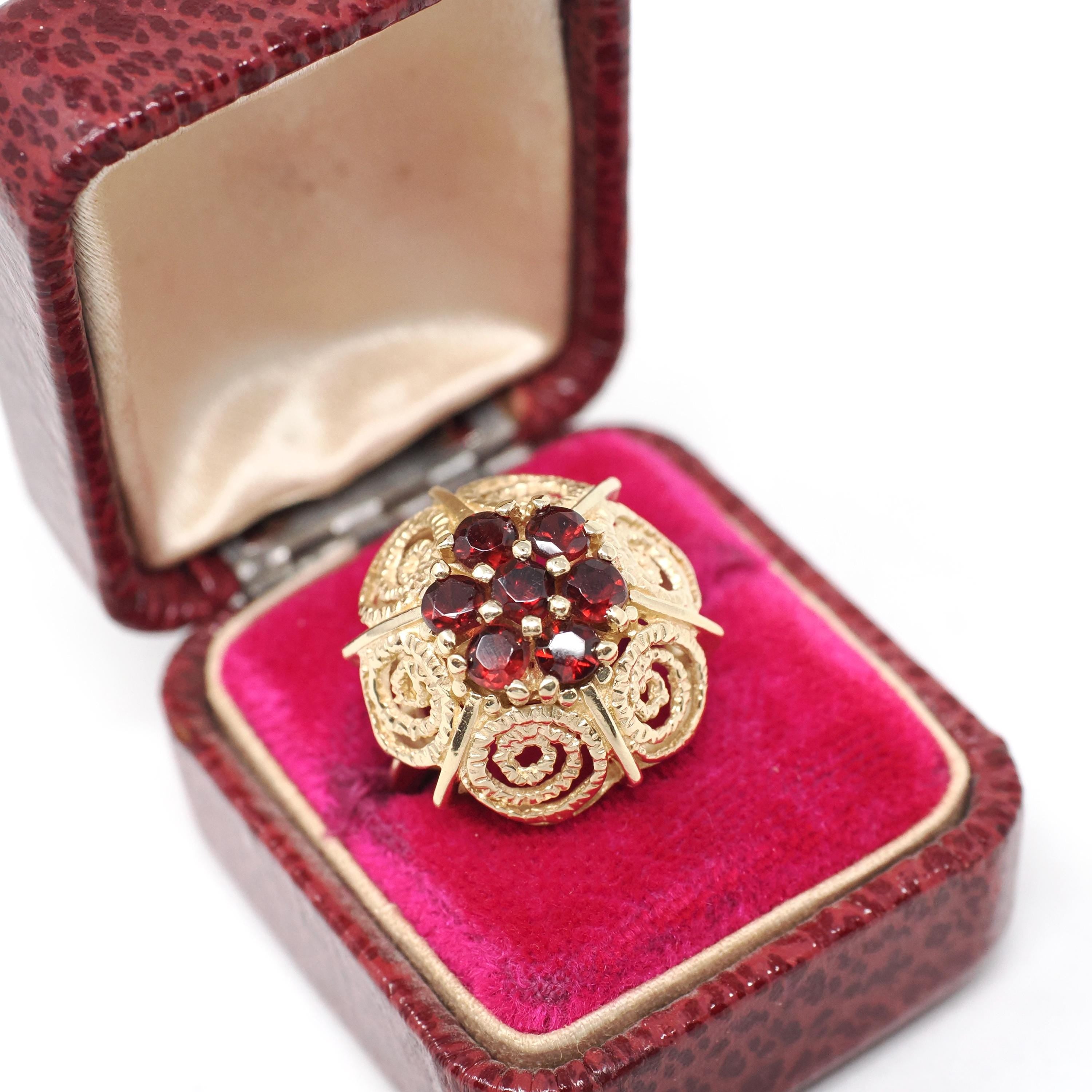 Vintage Garnet Flower Ring - Modernist 14k Yellow Gold Natural Red Gemstone Cluster - Circa 1970s Size 7 1/4 January Birthstone Fine Jewelry