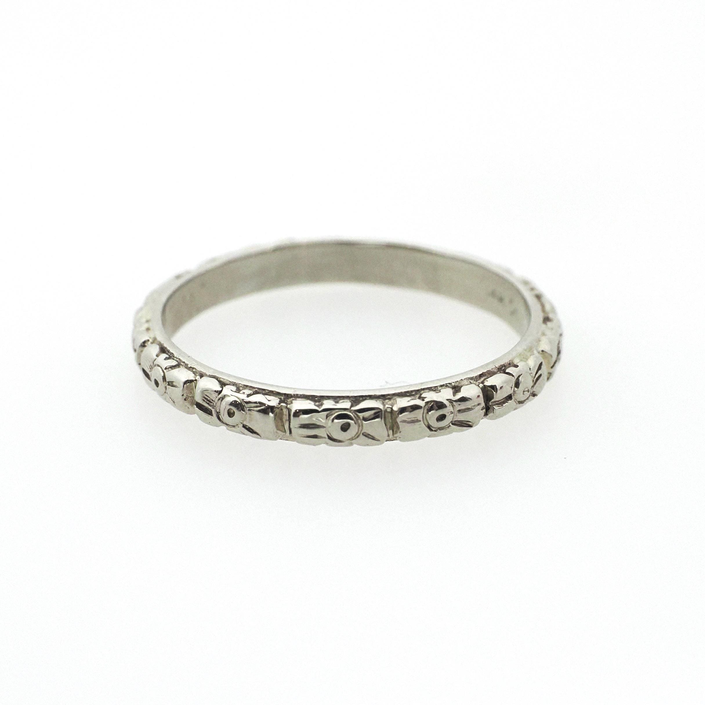 Art Deco Wedding Band - Vintage 14k White Gold 2.5 MM Orange Blossom Engraved Design Ring - Circa 1920s Size 6 Bridal Fine Statement Jewelry