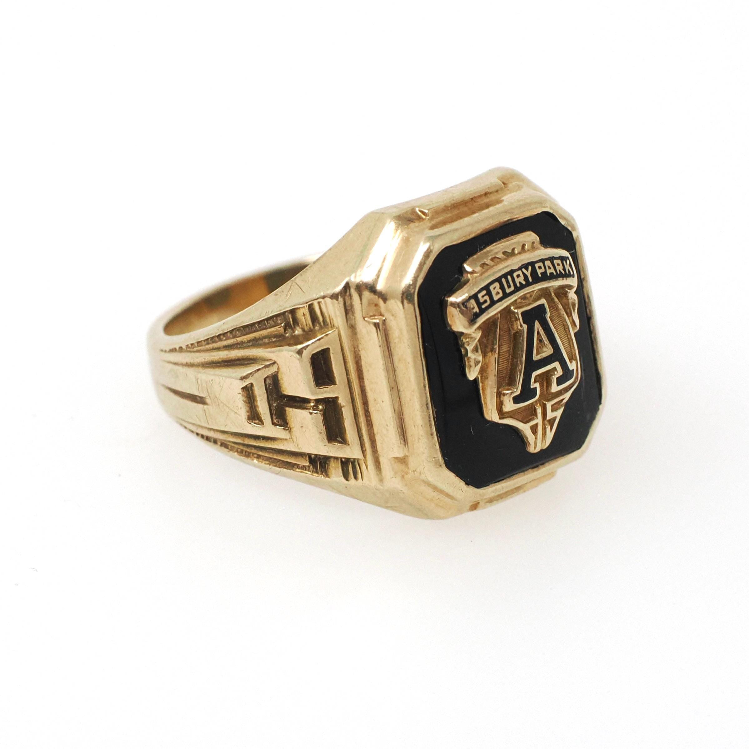 zero.bap。Engraved Club Ring Asbury Park High School Ring - Mid Century Era 10k Yellow Gold