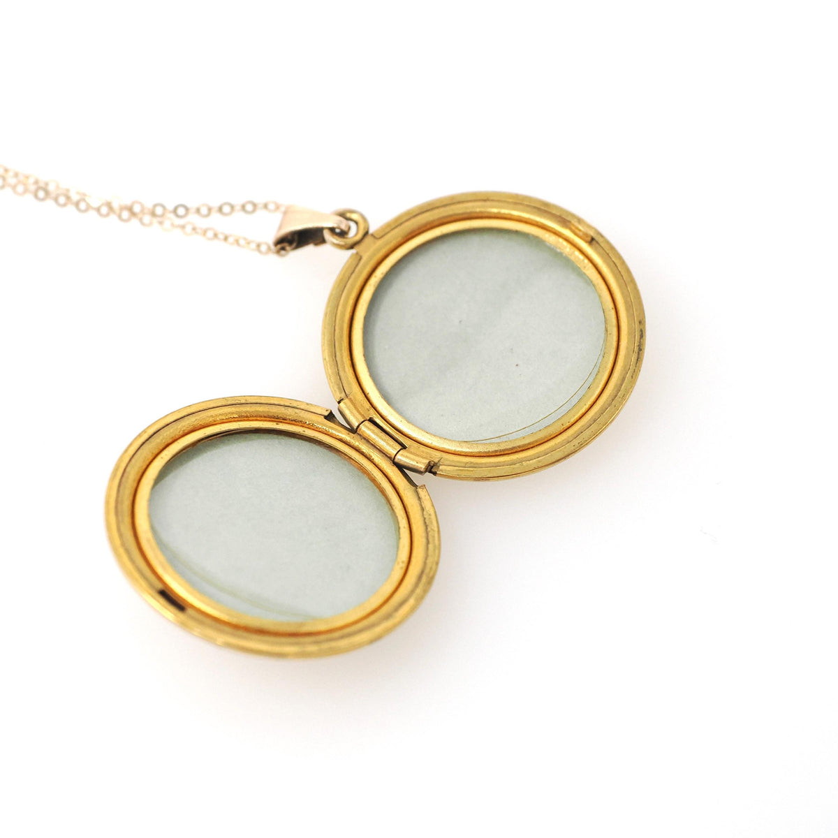 Vintage Cameo Locket - Retro Gold Filled Carved Shell Portrait Pendant Necklace - Circa 1940s Era Round Floral Photograph Keepsake Jewelry