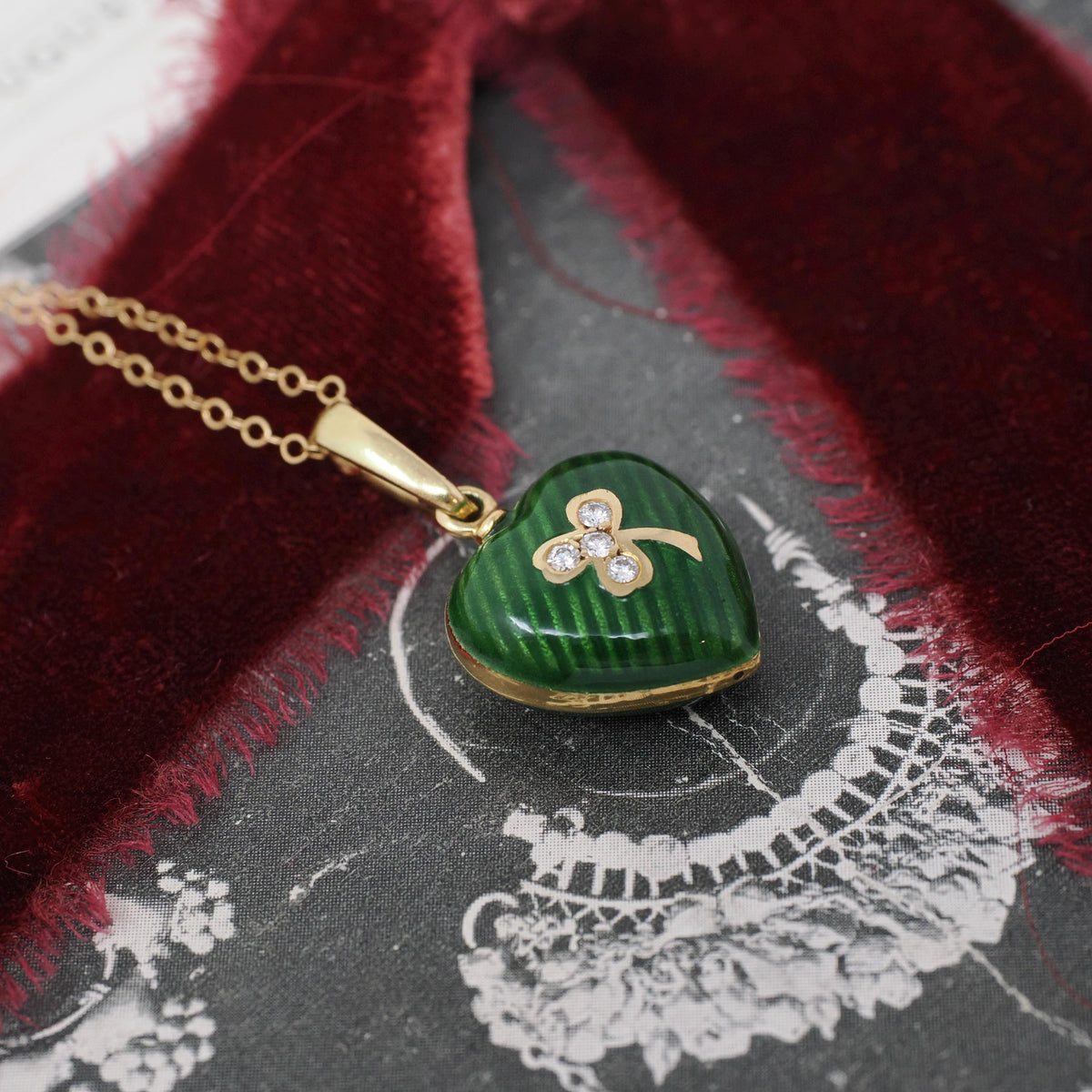 Vintage Fabergé Heart Charm - Contemporary 18k Yellow Gold Green Enamel Natural Diamond Pendant Necklace - Circa 1990s Clover Fine Jewelry