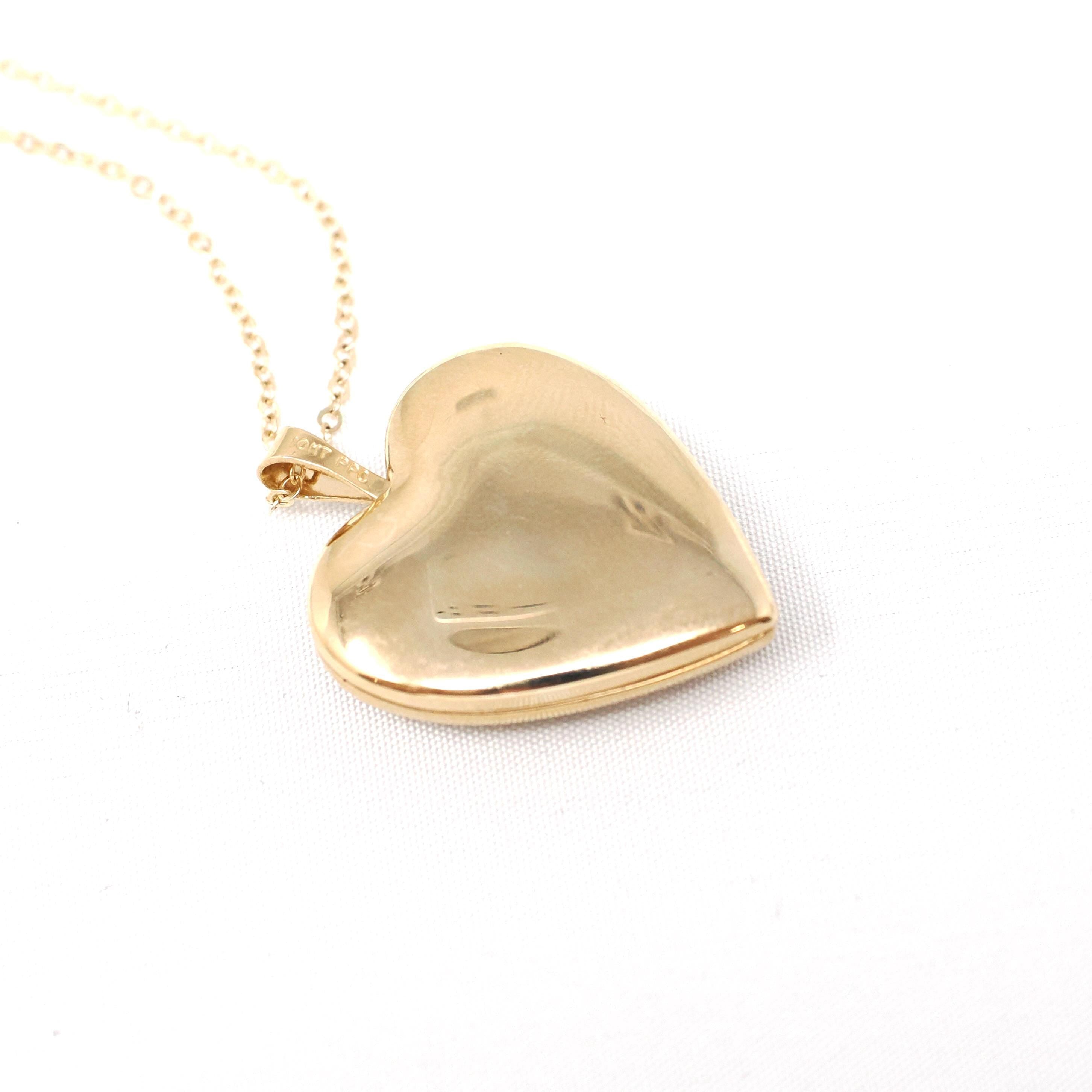 Estate Heart Locket - Modern 10k Yellow Gold Engraved Flower Leaf Design Necklace Pendant - Circa 2000's Era Photograph Keepsake PPC Jewelry