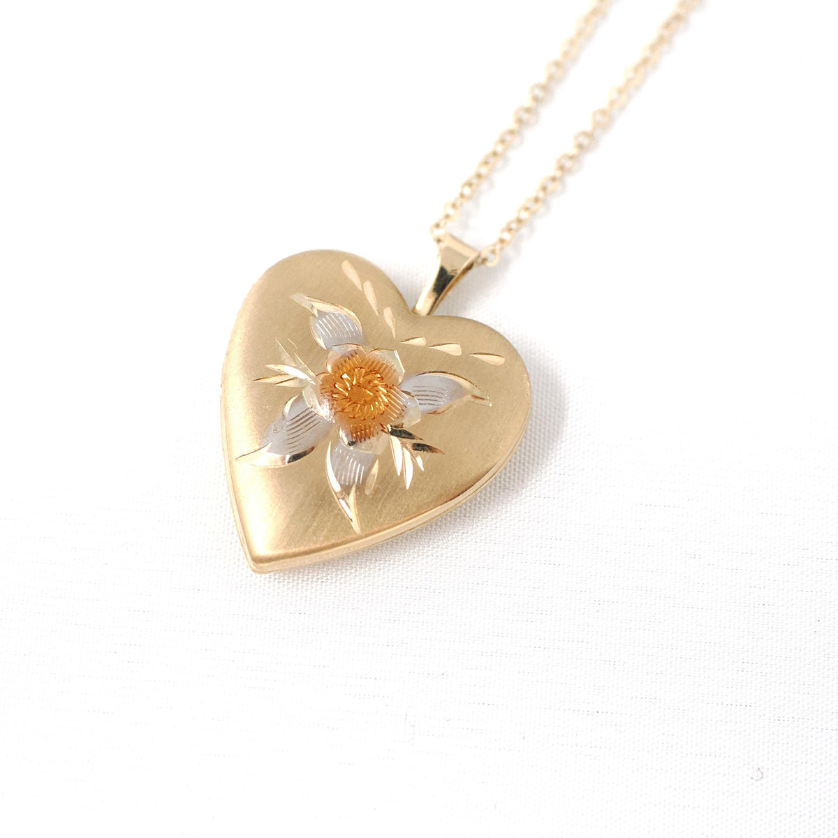 Estate Heart Locket - Modern 10k Yellow Gold Engraved Flower Leaf Design Necklace Pendant - Circa 2000's Era Photograph Keepsake PPC Jewelry