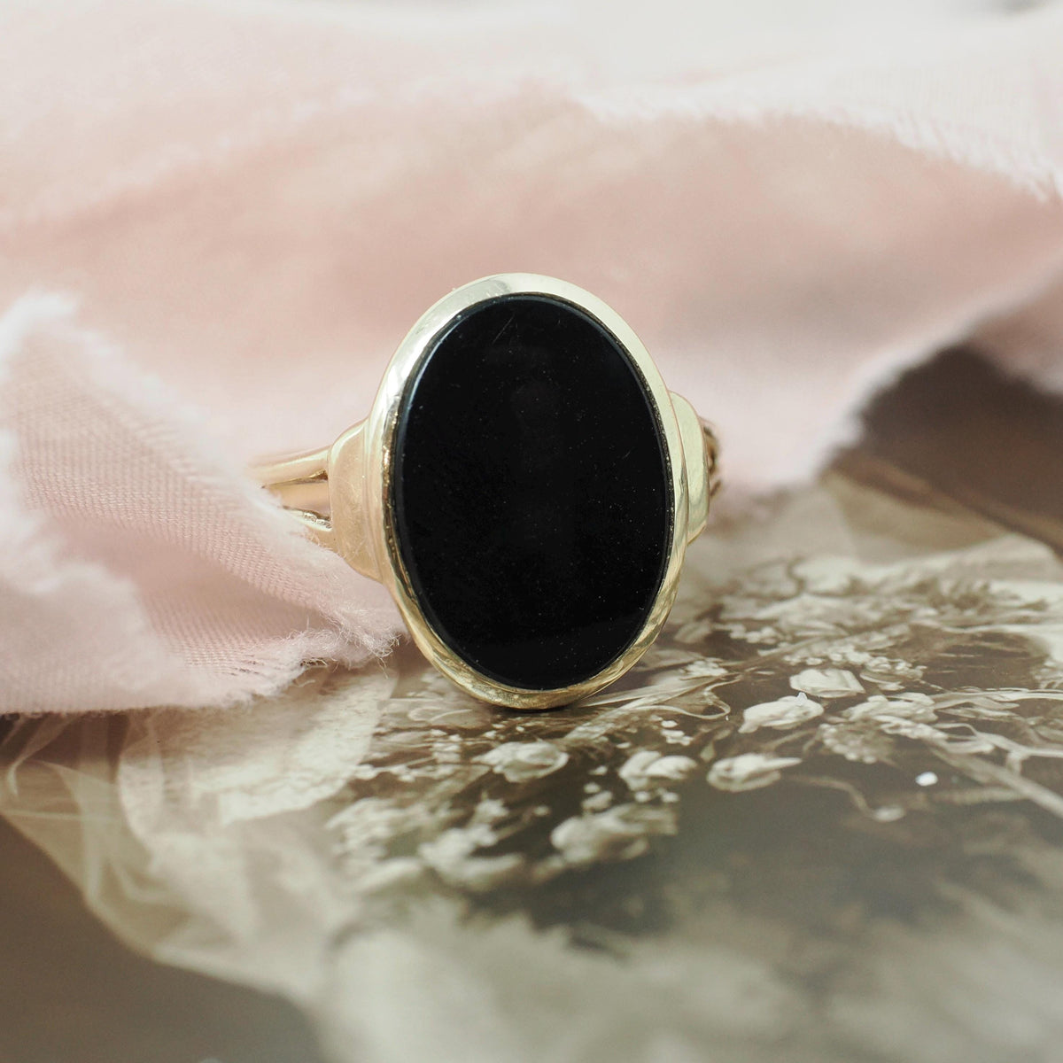 Mid Century Onyx Ring - Vintage 10k Yellow Gold Black Chalcedony Solitaire Gemstone Shield - Circa 1960s Era Size 6 Fine Statement Jewelry