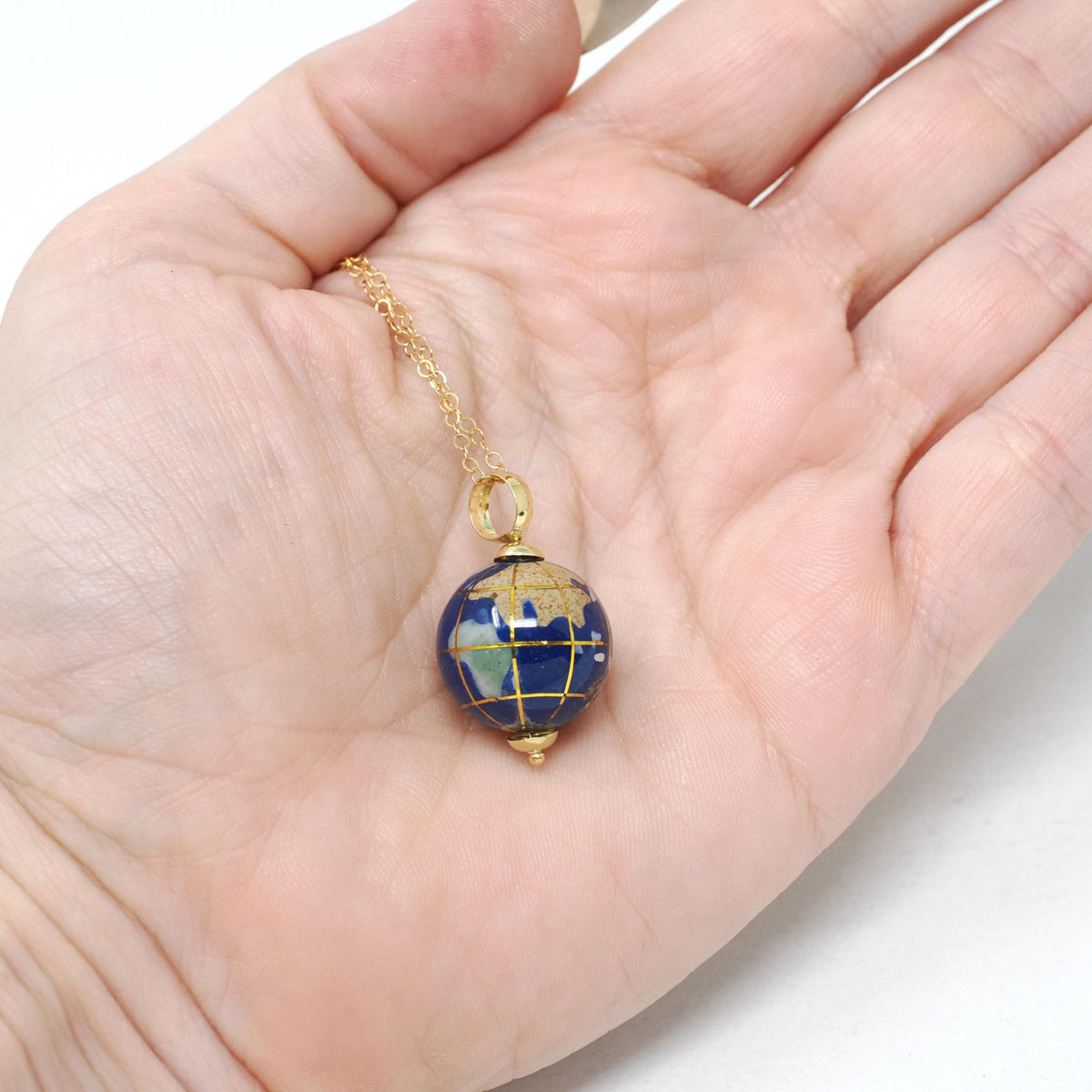 Fine Globe Charm - Contemporary 18k Yellow Gold Natural Lapis Gemstone Inlay Spinner Pendant - Circa 1990s Souvenir Earth Travel Jewelry