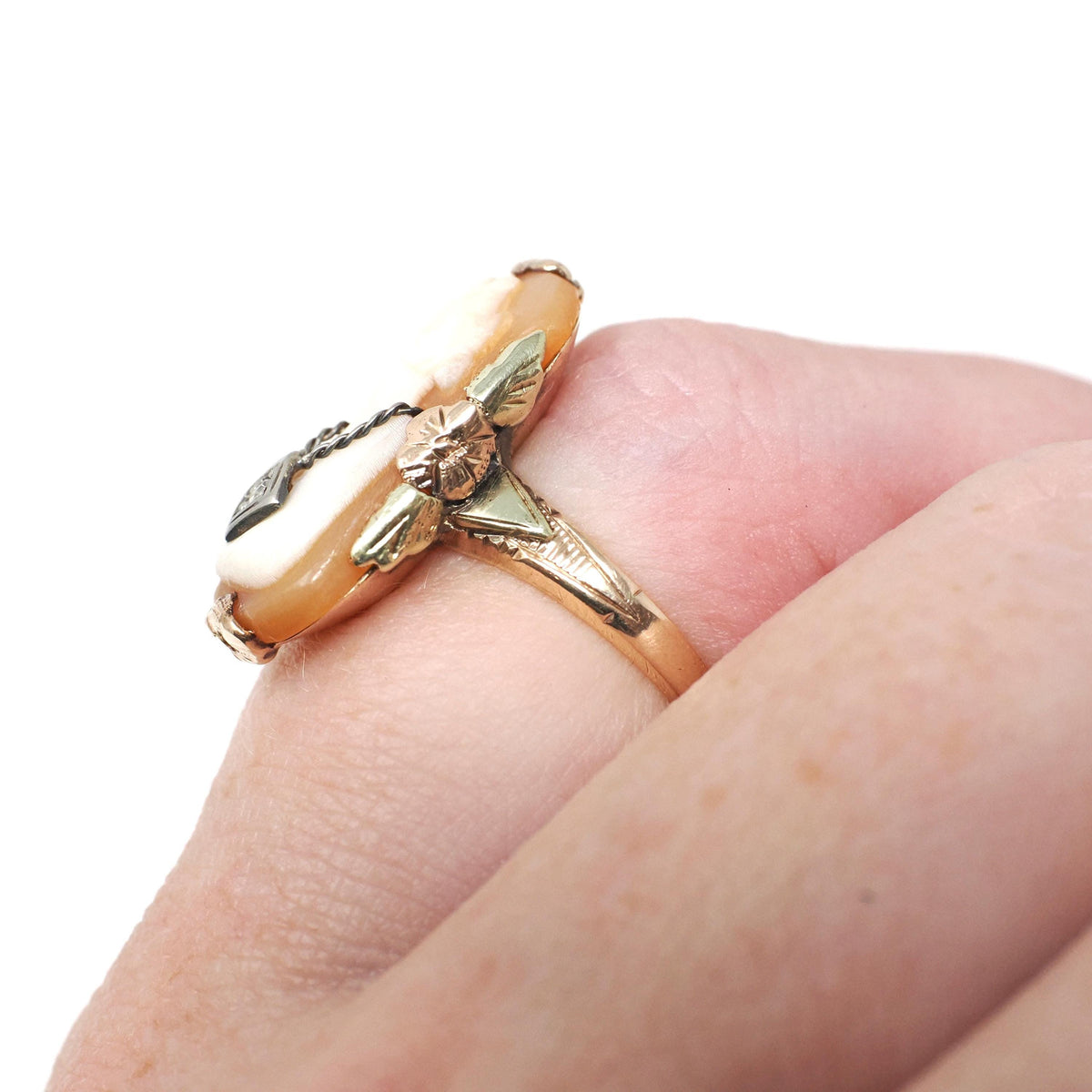 Vintage Cameo Ring - Art Deco 10k Yellow & Rose Gold Carved Shell Woman's Profile - Circa 1940s Era Size 3 3/4 Diamond Habillé Fine Jewelry
