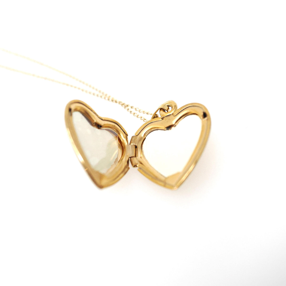 Floral Heart Locket - Contemporary 14k Gold Filled Engraved "Grandma" Pendant - Estate Circa 2000s Era Flower Photo Memory Keepsake Jewelry