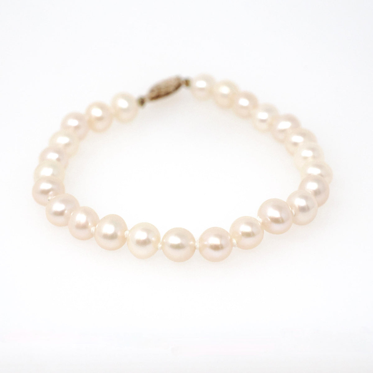 Cultured Pearl Bracelet - Contemporary 14k Yellow Gold 6.25 MM Organic Gem Knotted Strand - Circa 1990s Era Fashion Accessory Fine Jewelry
