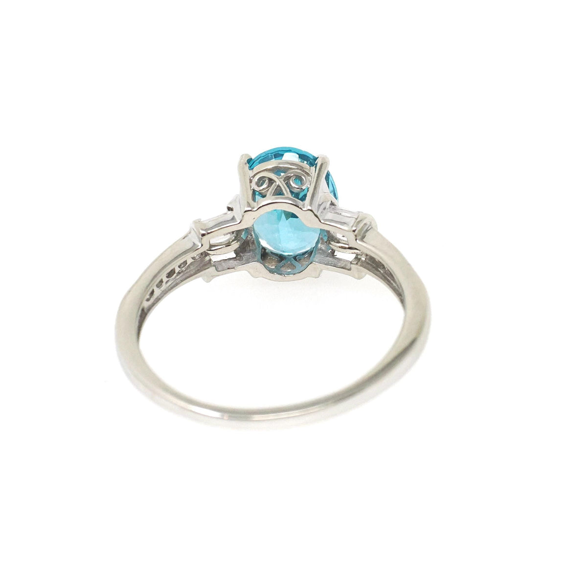 Modern Apatite Ring - Contemporary 10k White Gold Natural Oval Teal Blue Gemstone - Circa 2000s Size 8 1/2 Simulated Diamond Accents Jewelry