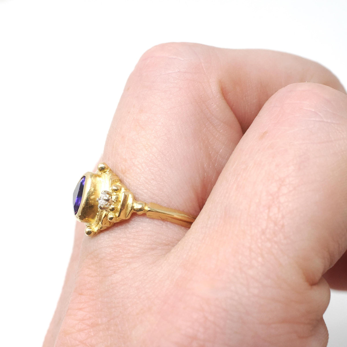 Amethyst & Diamond Ring - Contemporary 18k Yellow Gold Purple 1.00 CT Trillion Gem - Circa 2000s Size 6 1/4 February Birthstone Fine Jewelry