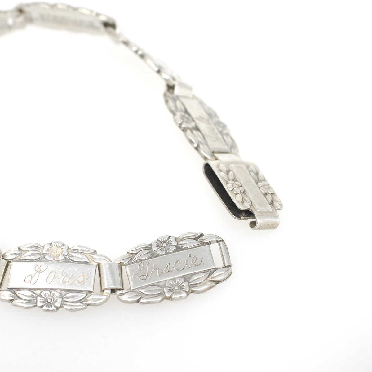 Forget Me Not Bracelet - Retro Sterling Silver Engraved Floral Panels 6.75 Inches - Vintage Circa 1940s Engraved Names Flower Family Jewelry
