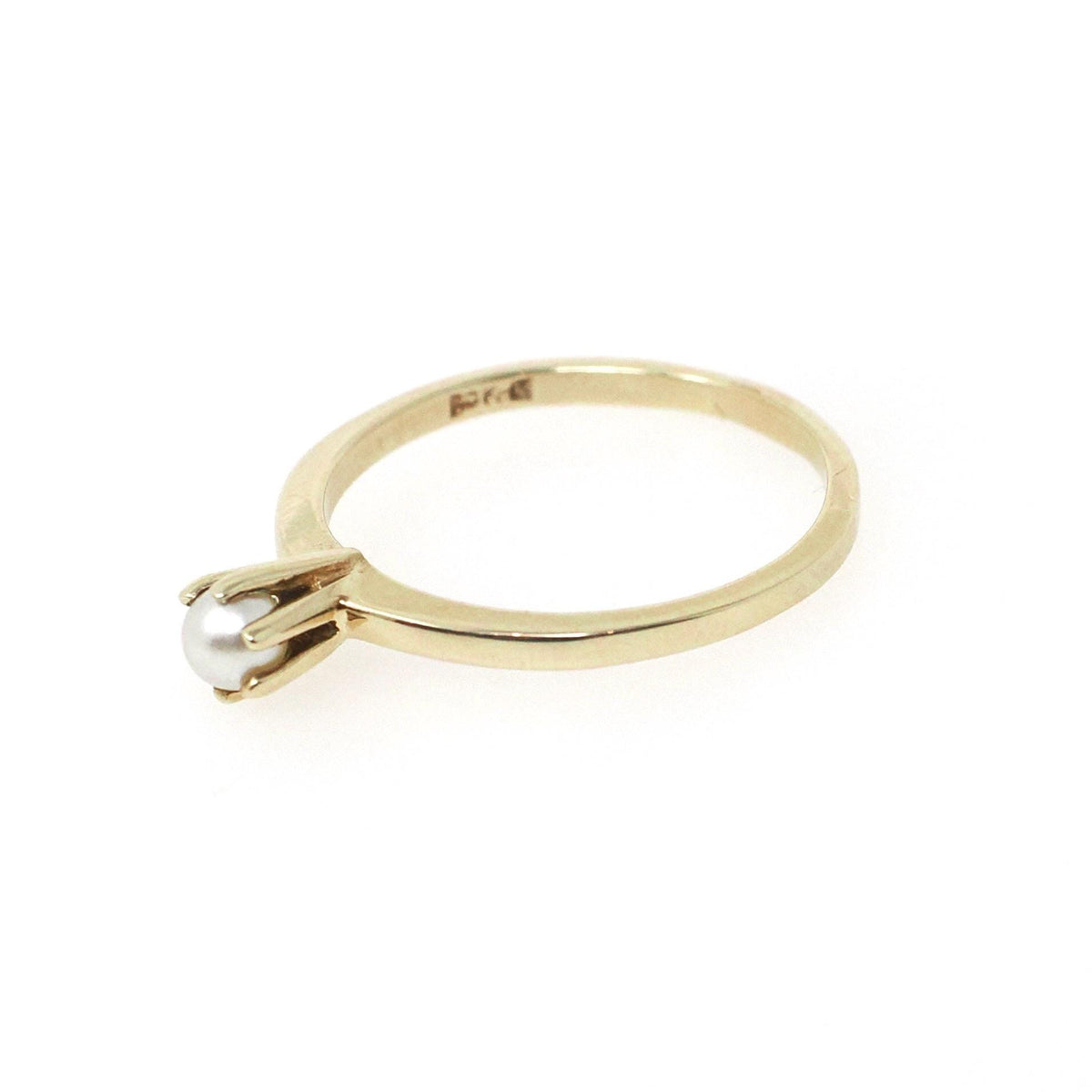 Cultured Pearl Ring - Modernist 10k Yellow Gold 3.4 mm Organic Solitaire Gemstone - Vintage Circa 1960s Era Size 7 Dainty Fine Jewelry