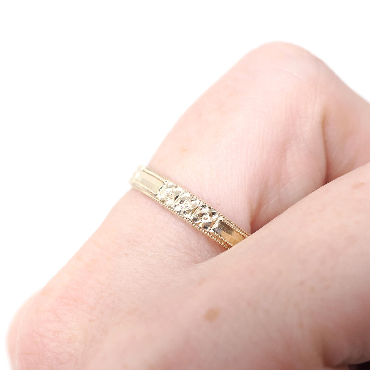 Vintage Flower Band - Art Deco 10k Yellow Gold Floral Eternity Design Wedding Ring - Circa 1930s Size 12 Nature Pattern 3.35 MM Fine Jewelry