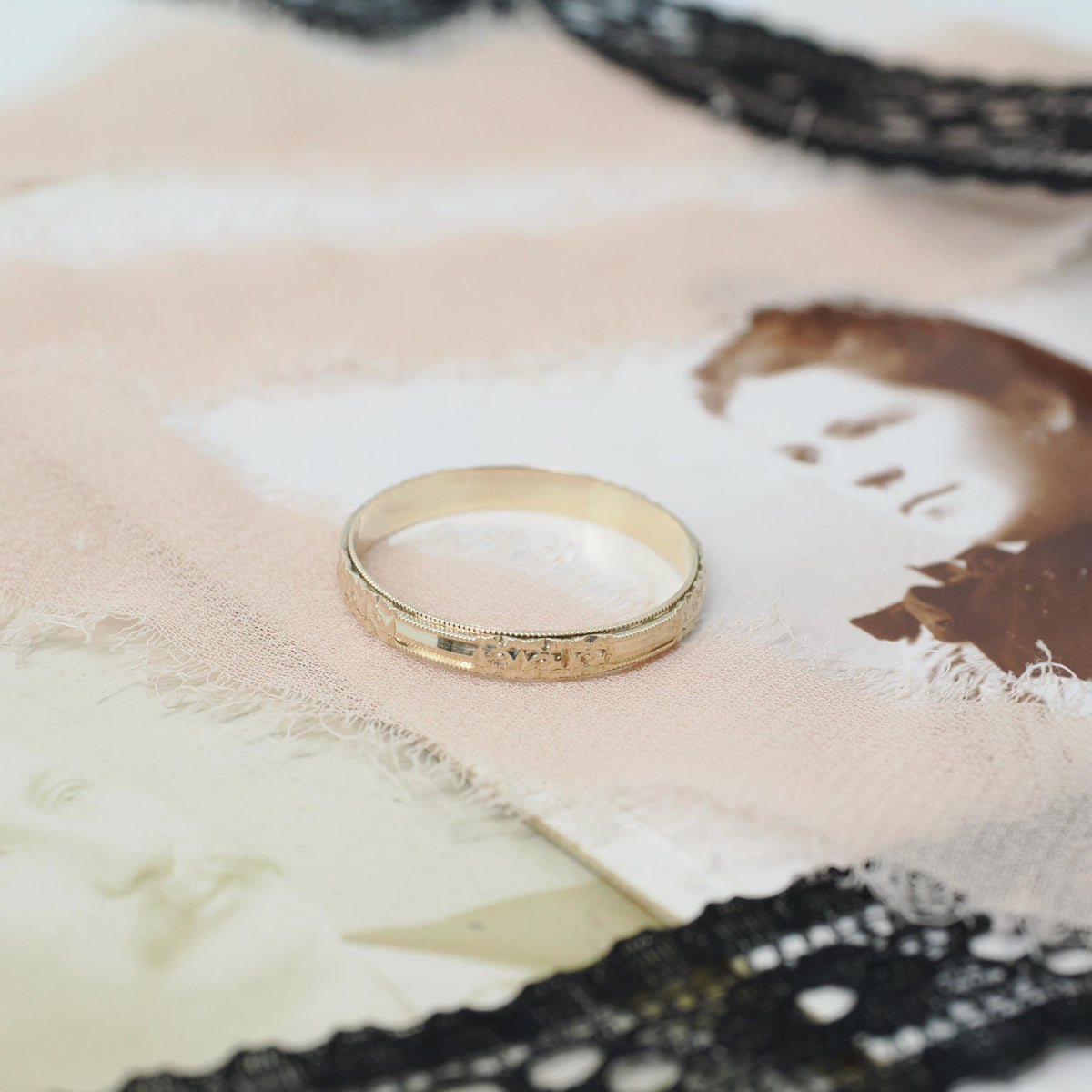 Vintage Flower Band - Art Deco 10k Yellow Gold Floral Eternity Design Wedding Ring - Circa 1930s Size 12 Nature Pattern 3.35 MM Fine Jewelry