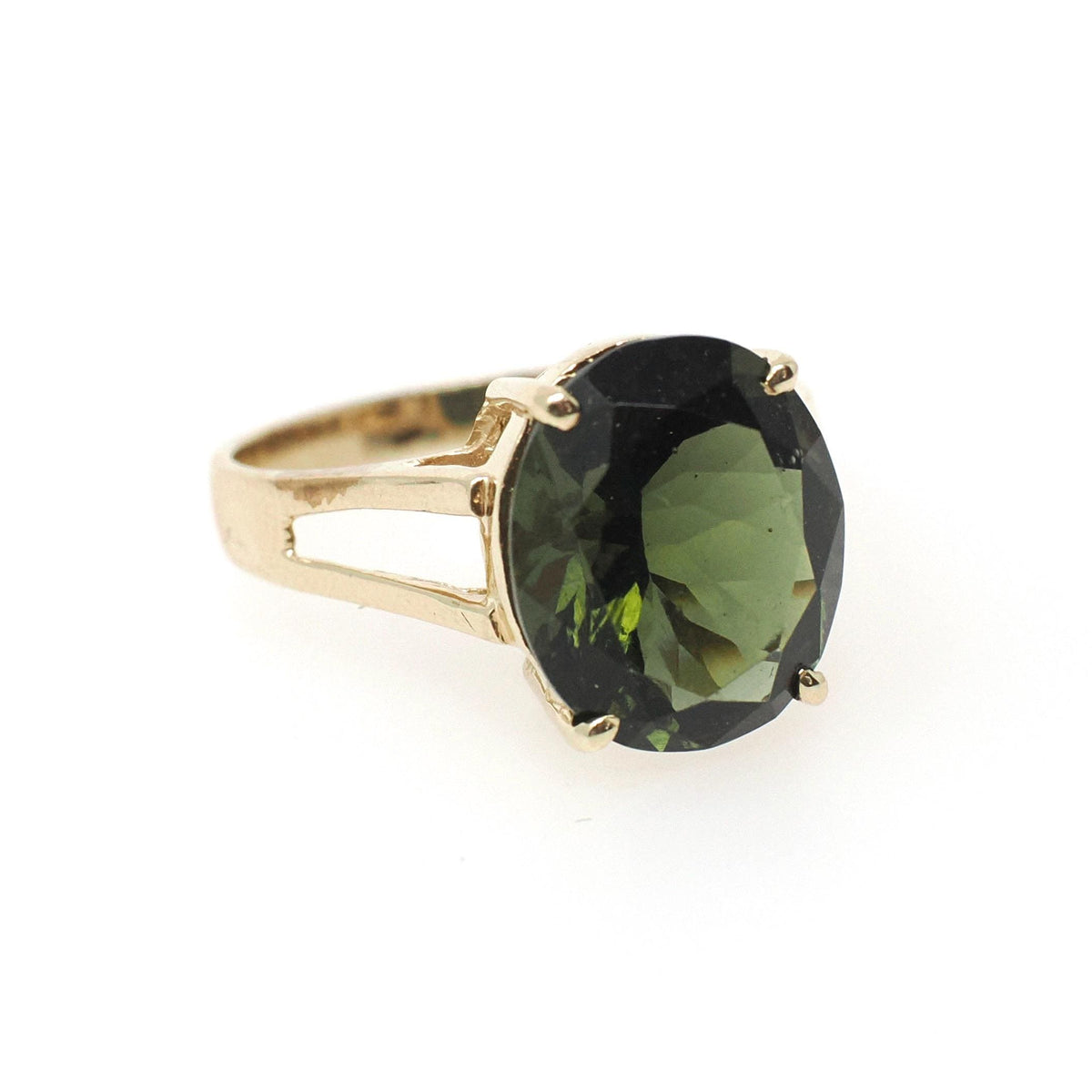 Moldavite Solitaire Ring - Contemporary 10k Yellow Gold Natural Green Volcanic Glass Gemstone - Circa 2000s Era Size 6 1/4 Fine Jewelry