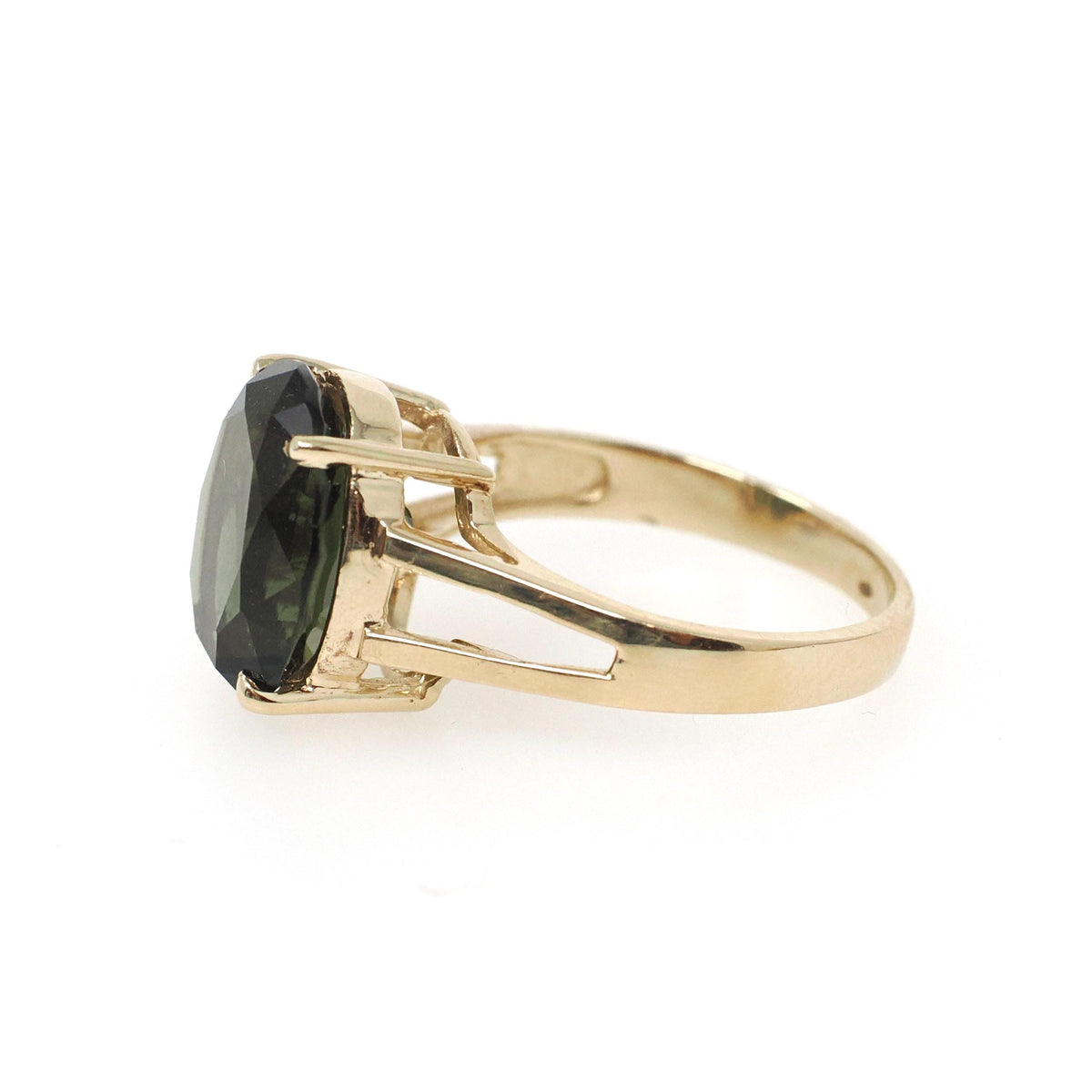Moldavite Solitaire Ring - Contemporary 10k Yellow Gold Natural Green Volcanic Glass Gemstone - Circa 2000s Era Size 6 1/4 Fine Jewelry