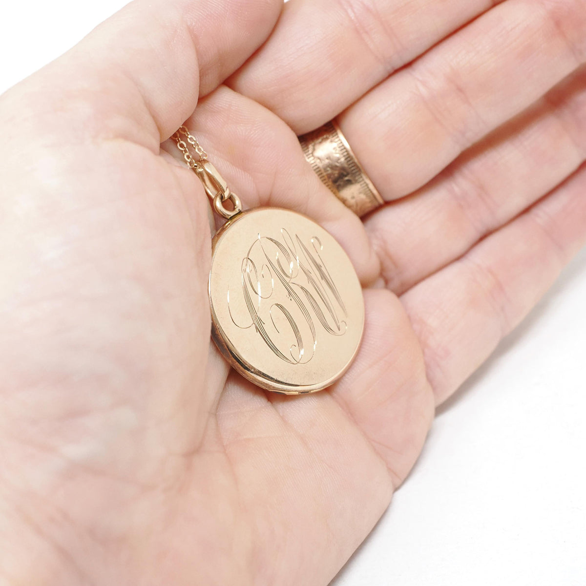 Antique Monogrammed Locket - Edwardian Gold Filled Round Engraved "LBS CRW" Pendant Necklace - Antique Early 1900s Photograph Fine Jewelry