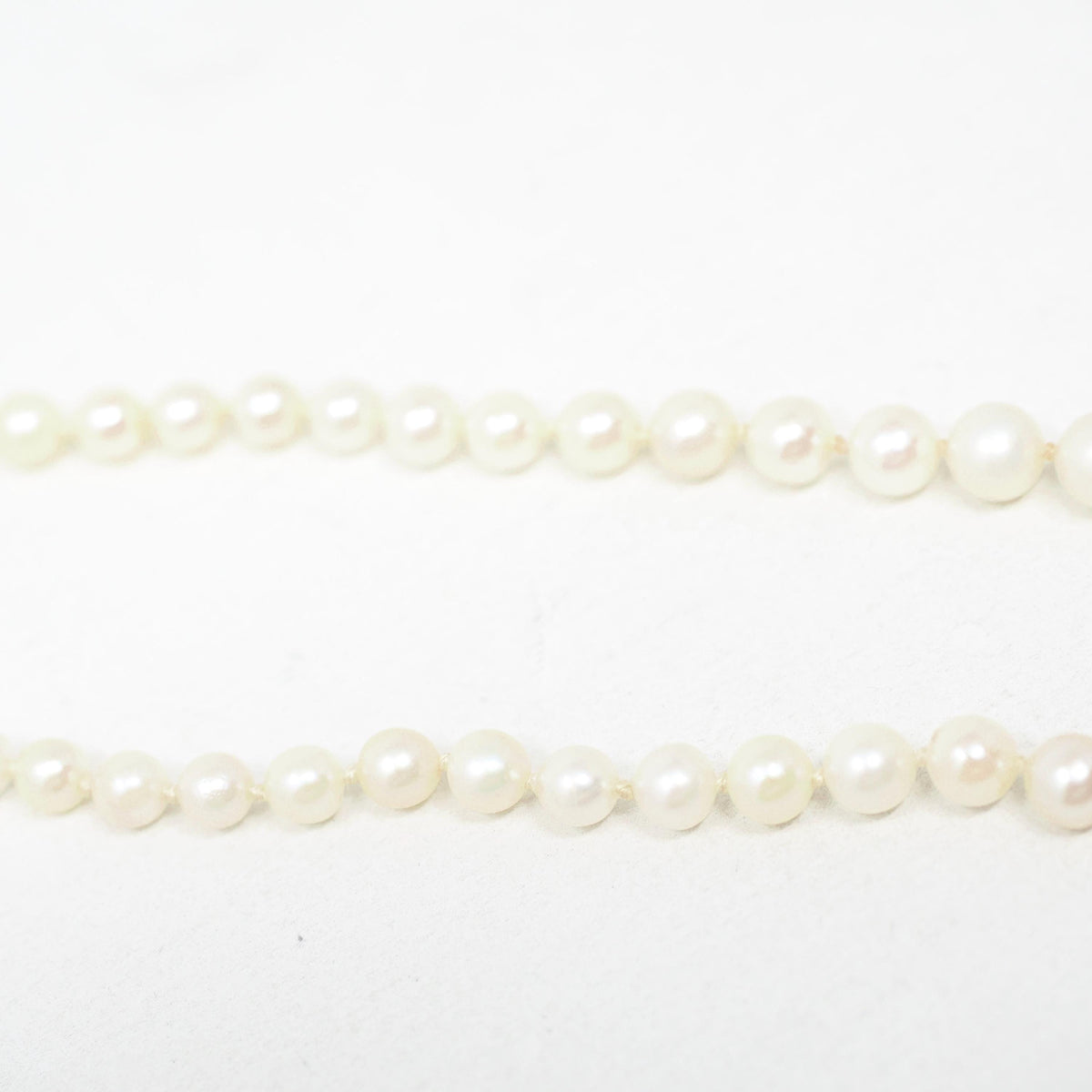 Cultured Pearl Necklace - Mid Century 14k & 10k White Gold Individually Knotted Graduated Strand - Vintage Circa 1950s Era Statement Jewelry