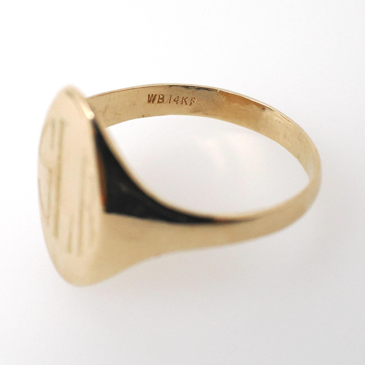 Letters "SLR" Signet Ring - Contemporary 14k Yellow Gold Oval Monogram Initials - Circa 2000's Era Size 7 Engraved Minimalist Fine Jewelry