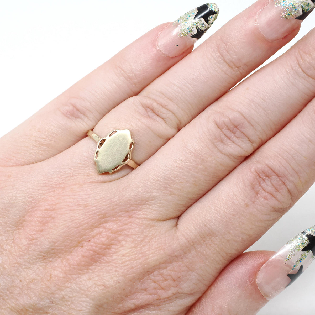 Blank Signet Ring - Modernist 10k Yellow Gold Navette Marquise Scallop Shield - Vintage Circa 1970s Size 4 3/4 Personalizable Fine Jewelry
