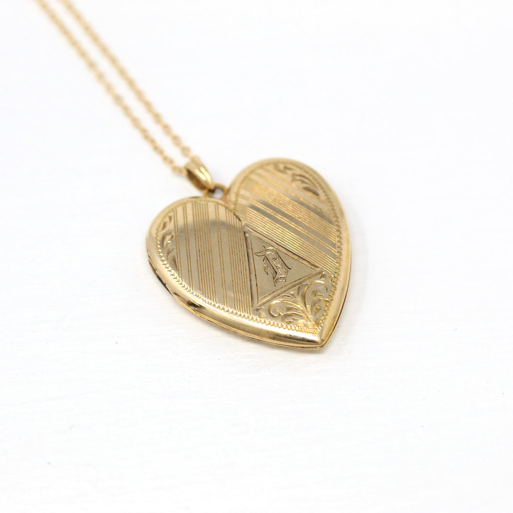 Letter "D" Locket - Retro 10k Yellow Gold Heart Shaped Pendant Necklace - Vintage Circa 1940s Era Fine Keepsake Photo Esemco 40s Jewelry