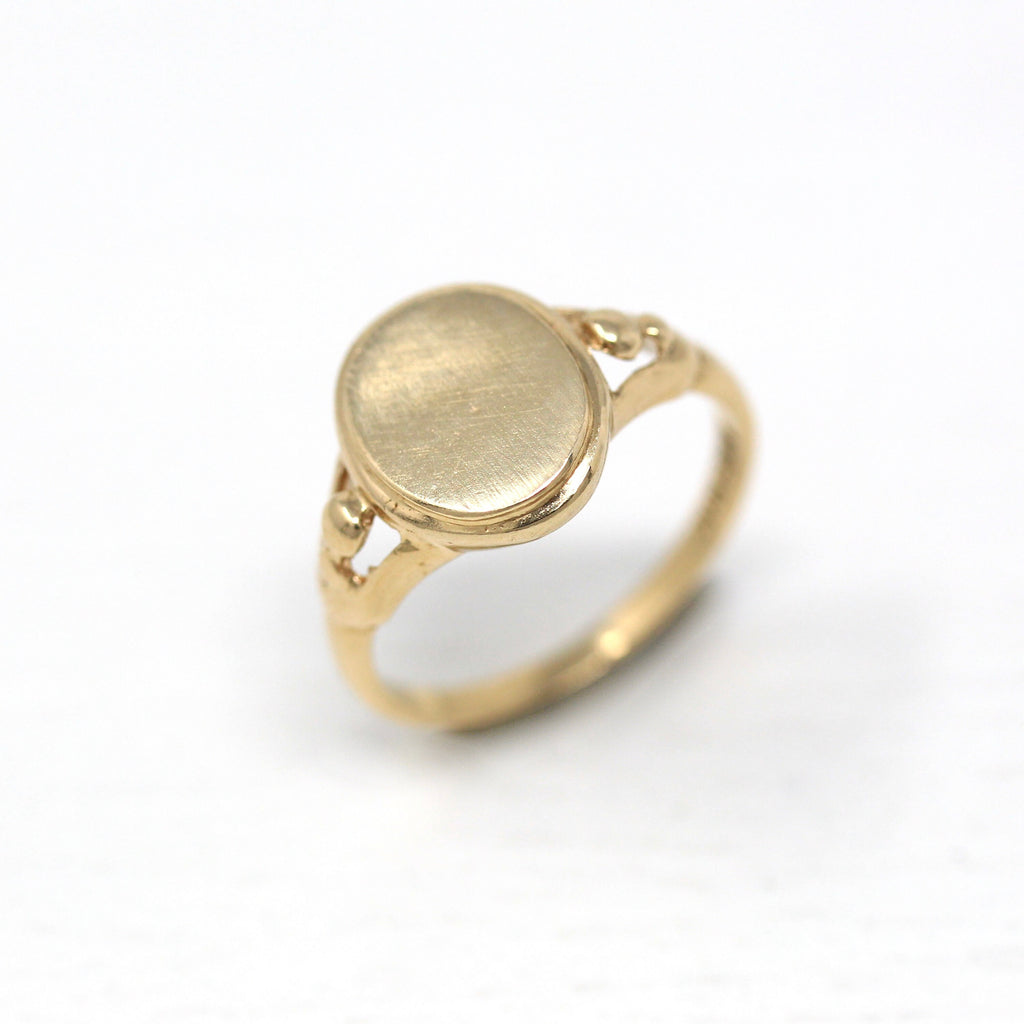 Blank Signet Ring - Retro 10k Yellow Gold Customizable Engraveable Accessory - Vintage Circa 1960s Era Size 4 Monogram Initials Fine Jewelry