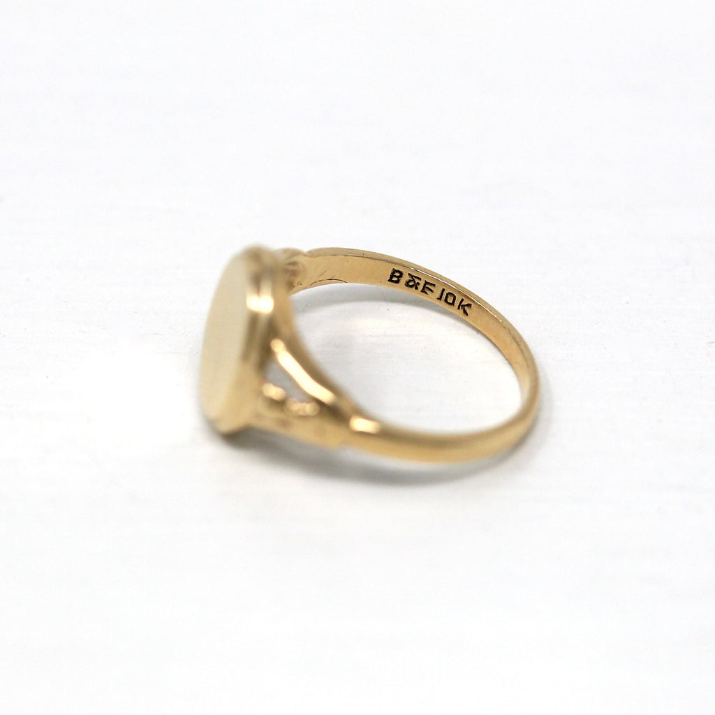 Blank Signet Ring - Retro 10k Yellow Gold Customizable Engraveable Accessory - Vintage Circa 1960s Era Size 4 Monogram Initials Fine Jewelry