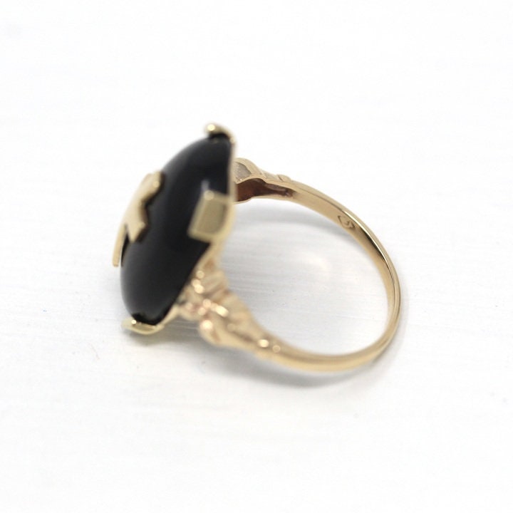 Onyx Cross Ring - Vintage 10k Yellow Gold Black Oval Cabochon Gemstone - Circa 1940s Era Size 6 Prong Setting Fine 40s Jewelry