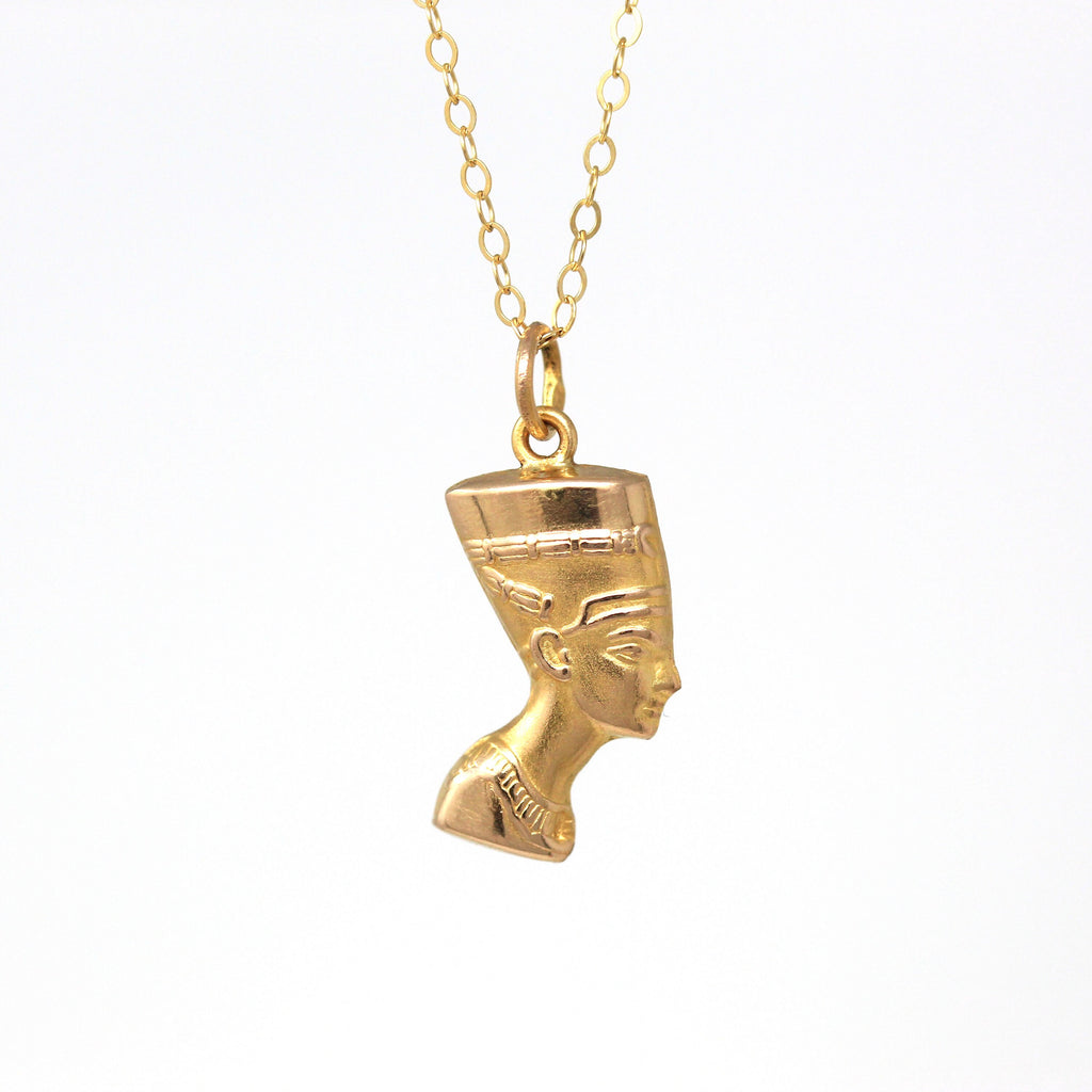 Queen Nefertiti Charm - Modern 18k Yellow Gold Pendant Necklace - Estate 2000s Era Ancient Egypt Egyptian Revival Fine Historical Jewelry