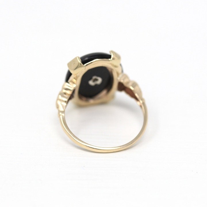 Onyx Cross Ring - Vintage 10k Yellow Gold Black Oval Cabochon Gemstone - Circa 1940s Era Size 6 Prong Setting Fine 40s Jewelry