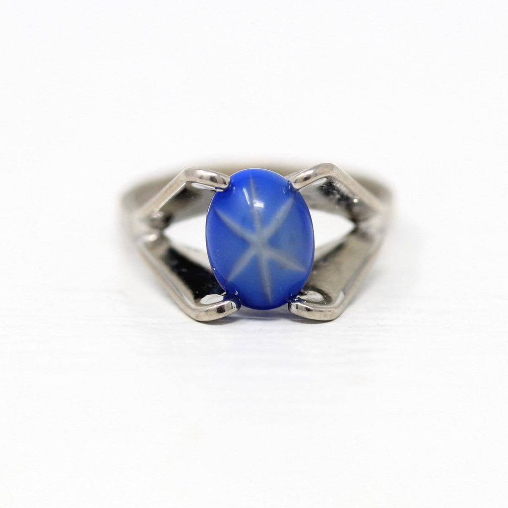 Simulated Star Sapphire Ring - Retro Era Sterling Silver Blue Glass Cabochon Stone - Circa 1970s Petite Pinky .925 Celestial 70s Jewelry