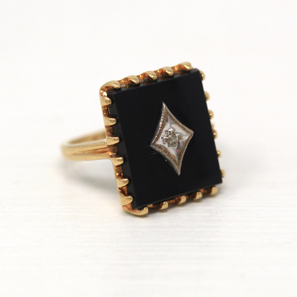 Genuine Onyx Ring - Retro 10k Yellow Gold Black Rectangular Gemstone - Vintage Circa 1940s Era Size 4 3/4 Diamond Gem Statement Fine Jewelry