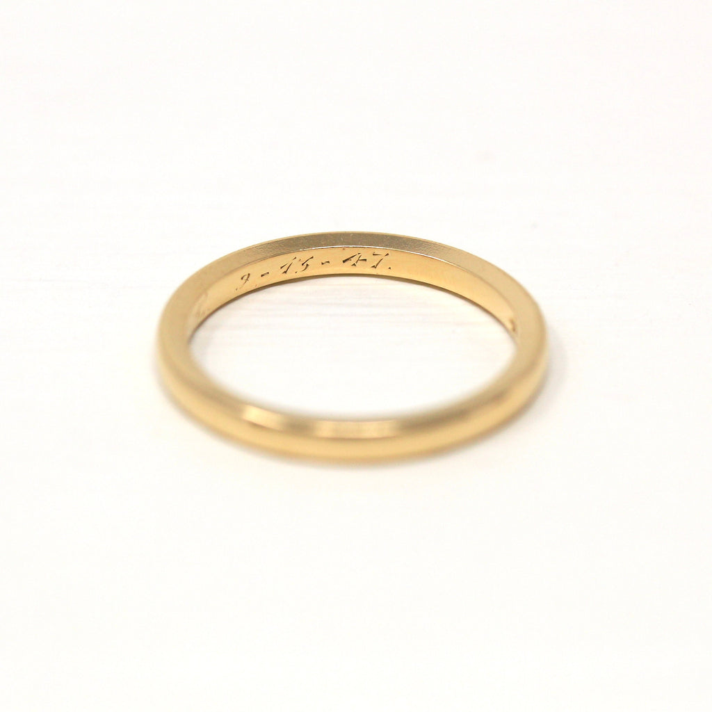 Dated 1947 Band - Vintage Retro 14k Yellow Gold Engraved Polished Ring - Circa 1940s Era Size 5 1/2 Wedding Unisex Fine 2 mm 40s Jewelry