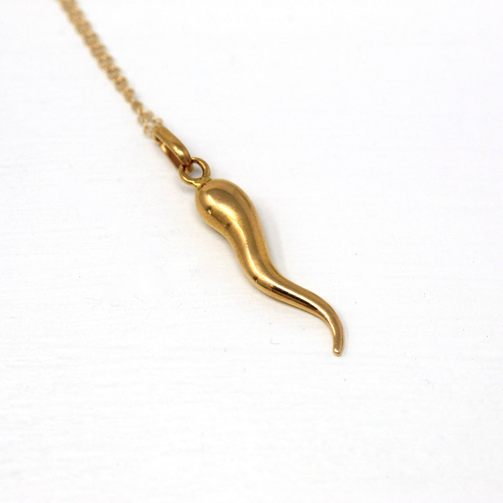Italian Horn Charm - Retro 18k Yellow Gold Italy Cornicello Good Luck Pendant Necklace - Vintage Circa 1970s Ward Off Evil Amulet Jewelry