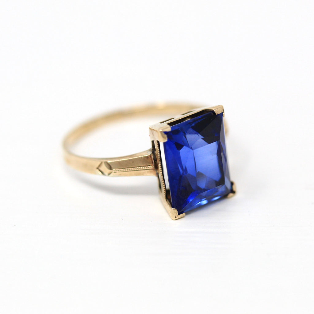 Created Blue Sapphire Ring - Retro 10k Yellow Gold Rectangular Faceted 8.7 CT Stone - Vintage Circa 1940s Era Size 6.25 Fine 40s Jewelry