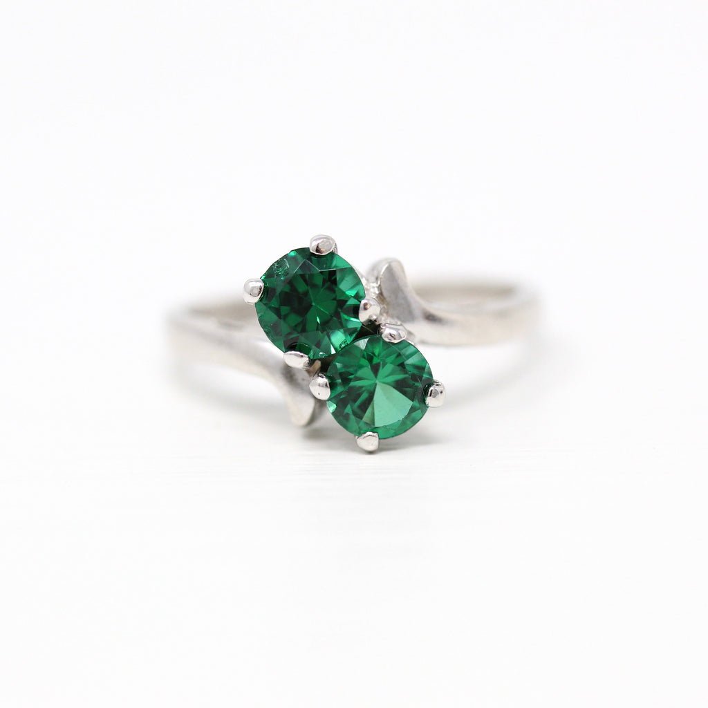 Simulated Emerald Ring - Retro 10k White Gold Round Faceted 1.42 CTW Green Toi Et Moi - Vintage Circa 1950s Era Size 7 1/4 May Fine Jewelry