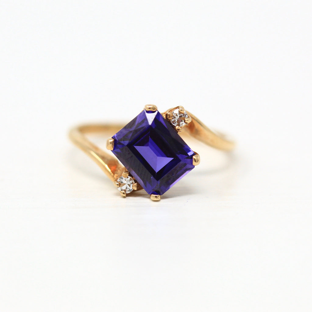 Created Sapphire Ring - Retro 10k Yellow Gold Purple Indigo 2+ CT Stone Bypass Setting - Vintage Circa 1940s Era Size 5.75 Fine 60s Jewelry